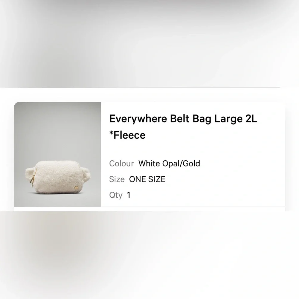Lululemon Luxe White Sherpa Bag NWT